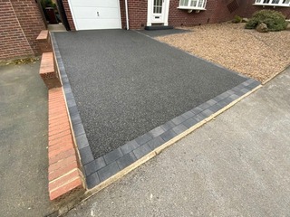 Completed resin drive in Mumbles in Vesuvian Granite by Swansea Valley Resin Drives