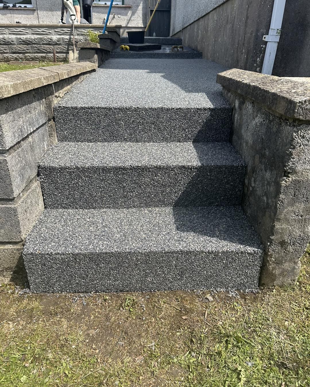 Completed resin bound steps installed in Rhyd-y-fro in Pontardawe