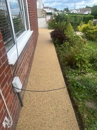 Resin bound footpath in Gowerton using St Tropez colour from Vuba